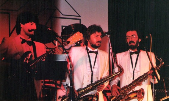 1985 - 1987  Rainer Schindler - Amorados Showband